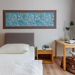Sleepin 3*